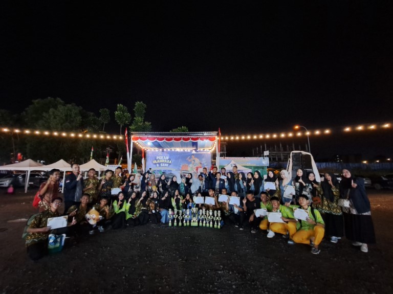 Kontingen MAN 2 Batam Raih Juara Umum Porseni MA Tingkat Kota Batam 2024