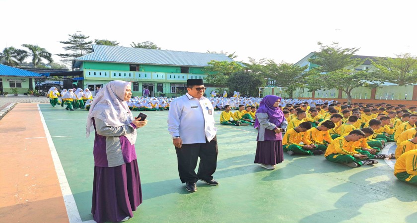 KUNJUNGAN KEMENAG KOTA BATAM KE MAN 2 KOTA BATAM